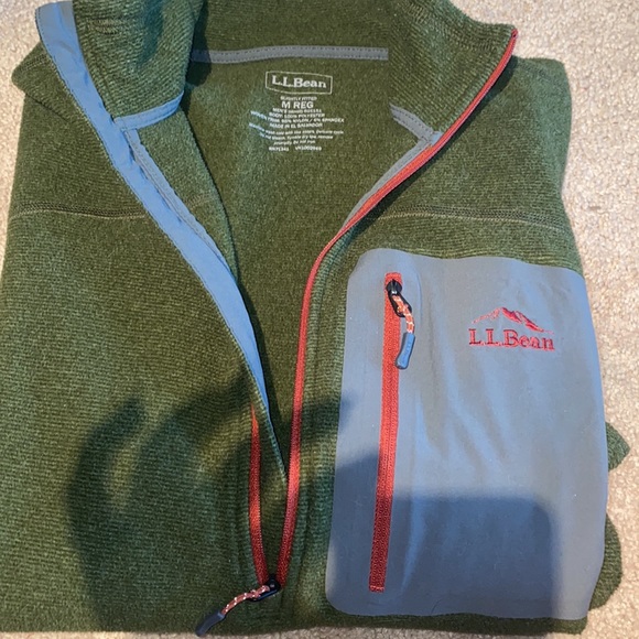 L.L. Bean pull over - Picture 6 of 6